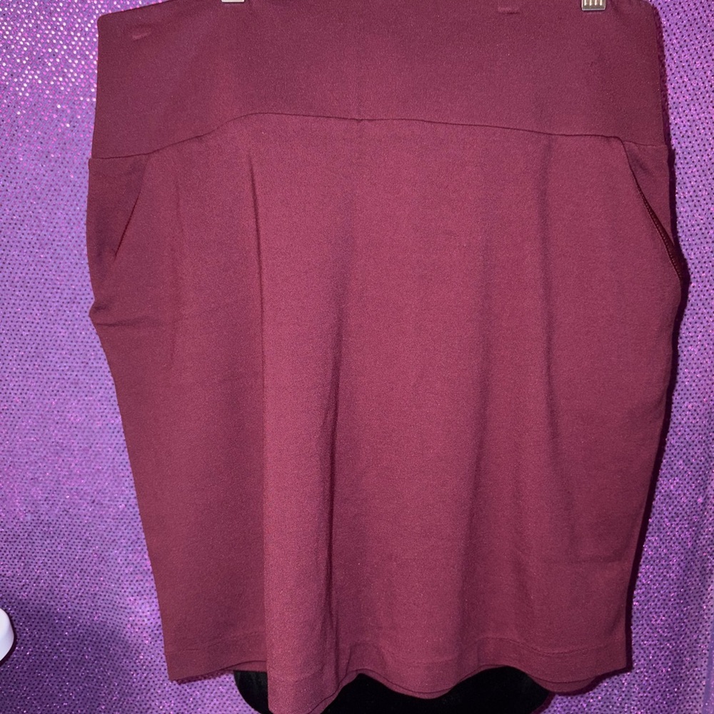 Apt 9 Burgundy Pencil Skirt w/ Pockets Stretch  Size L